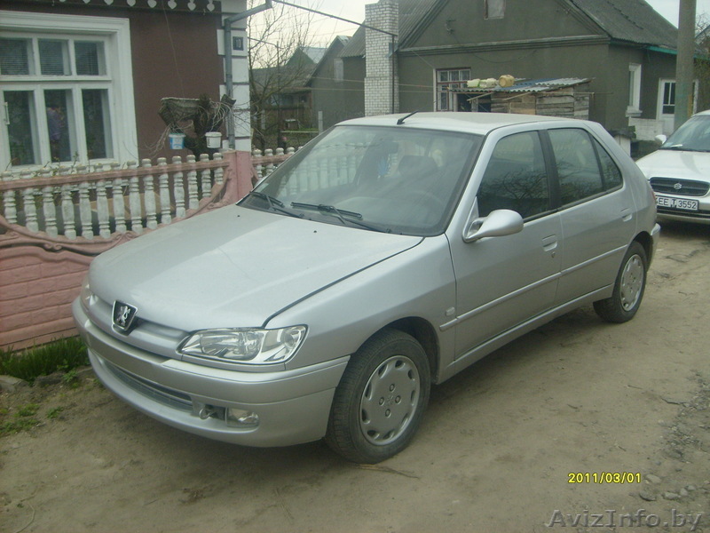 Продам Пежо 306, 200 г.в., 1,4 бензин, серебристый металлик, 5 дверей, 4500 у.е. - Изображение #1, Объявление #304943