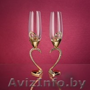 Свадебные бокалы в Солигорске. Бокалы усеянные стразами Swarovski